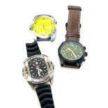 Selection of gents wrist watches includes Body Glove BG30007 EV-7003 and Seiko 860026