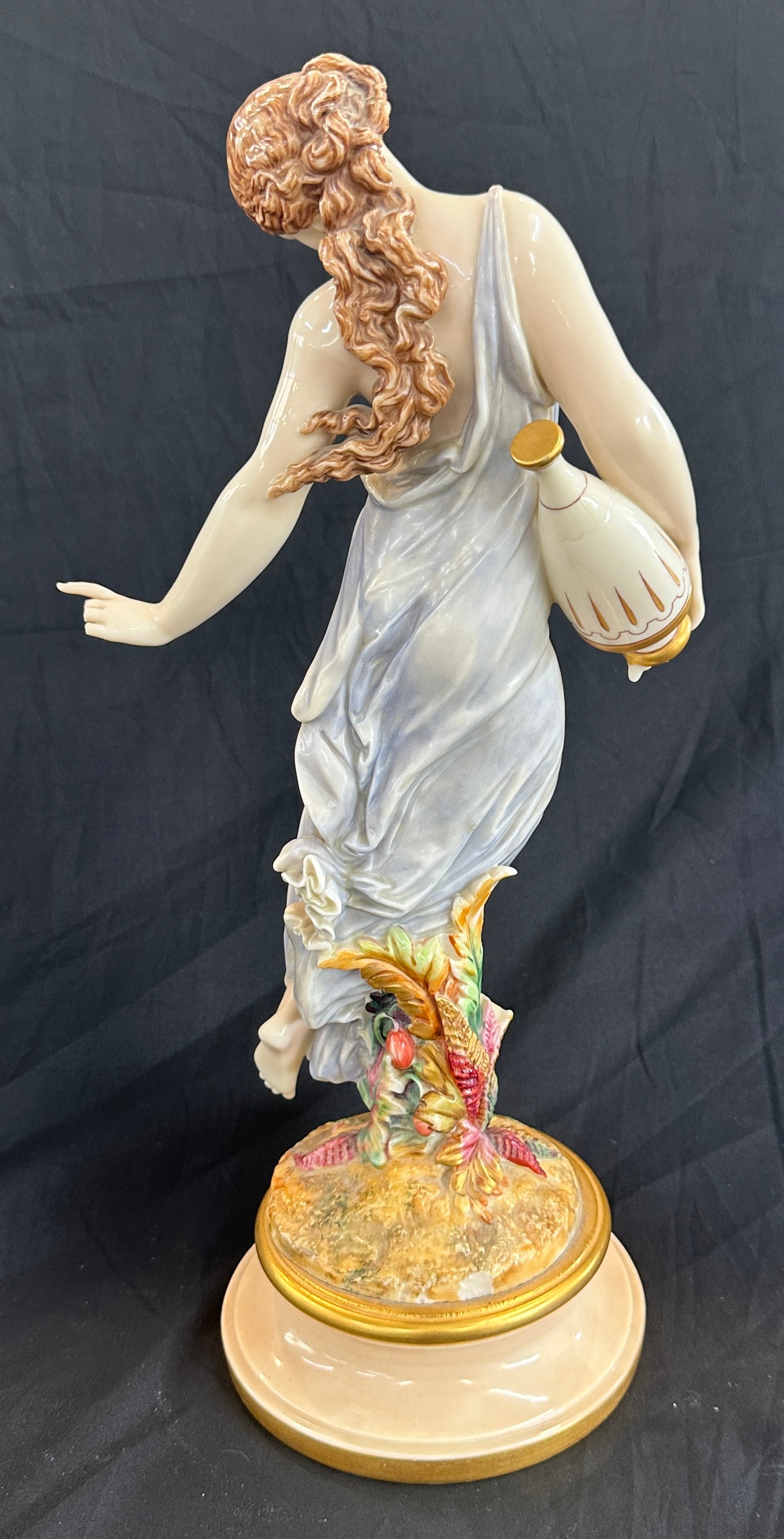 Vintage Meissen style lady figure, damaged height 16 inches tall - Bild 4 aus 6