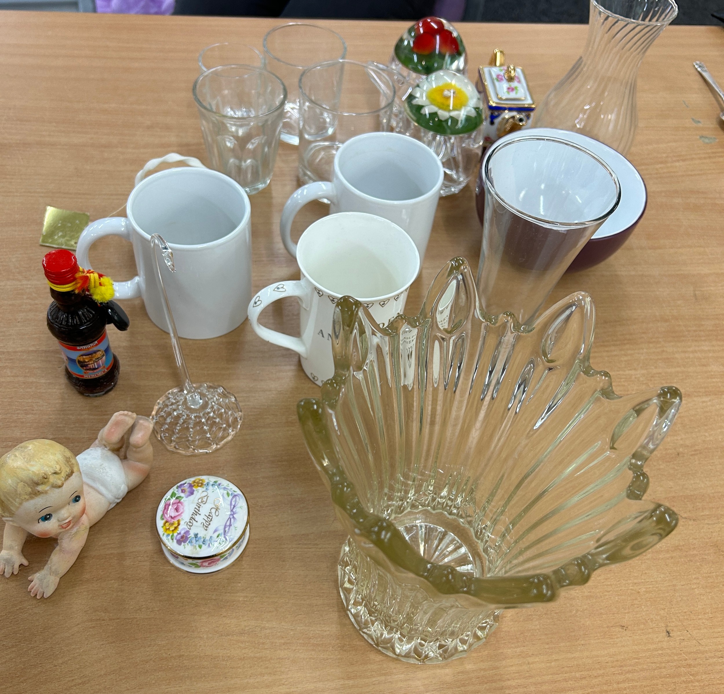 Selection of miscellaneous to include oriental pottery, glass etc - Bild 9 aus 9