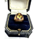 10ct gold antique carnelian masonic signet ring (4.7g)