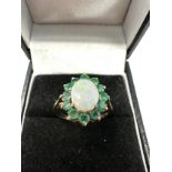 9ct Gold White Opal & Emerald Oval Cluster Ring (2.6g)