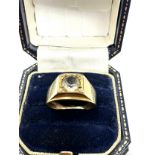 9ct gold gemstone set ring weight 4g