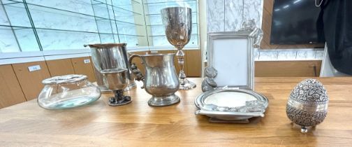 Selection of vintage metalware to include Royal Selangor pewter frames, petwer jugs, goblet etc