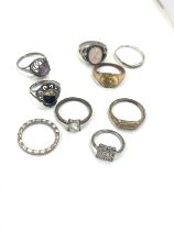 Selection of vintage and later rings includes silver rings etc