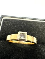 9ct gold diamond ring weight 3.9g