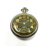 Military ww2 waltham 16s open face pocket watch the watch is not ticking caseback rubbed / worn