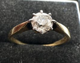 Vintage 18ct gold diamond ring diamond measures approx 5.2mm dia est 0.50 ct weight 2.1g