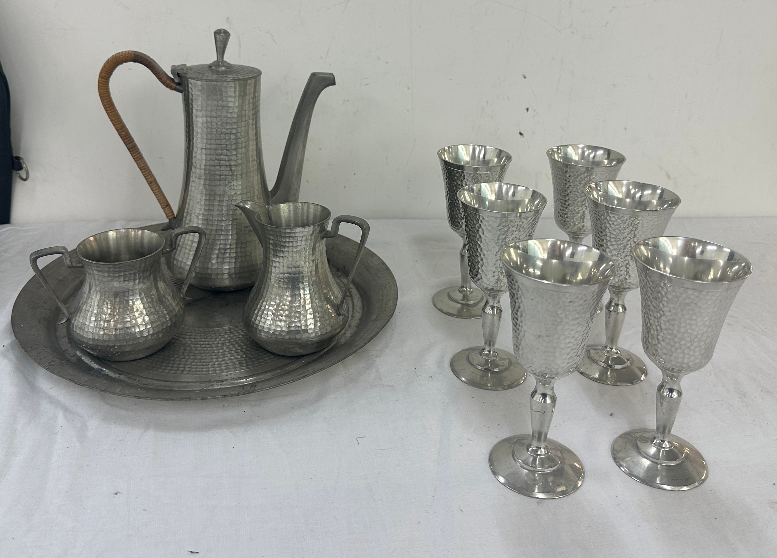 Selangor pewter coffee set, comprising tray, coffee pot, creamer and sugar pot, together with 6