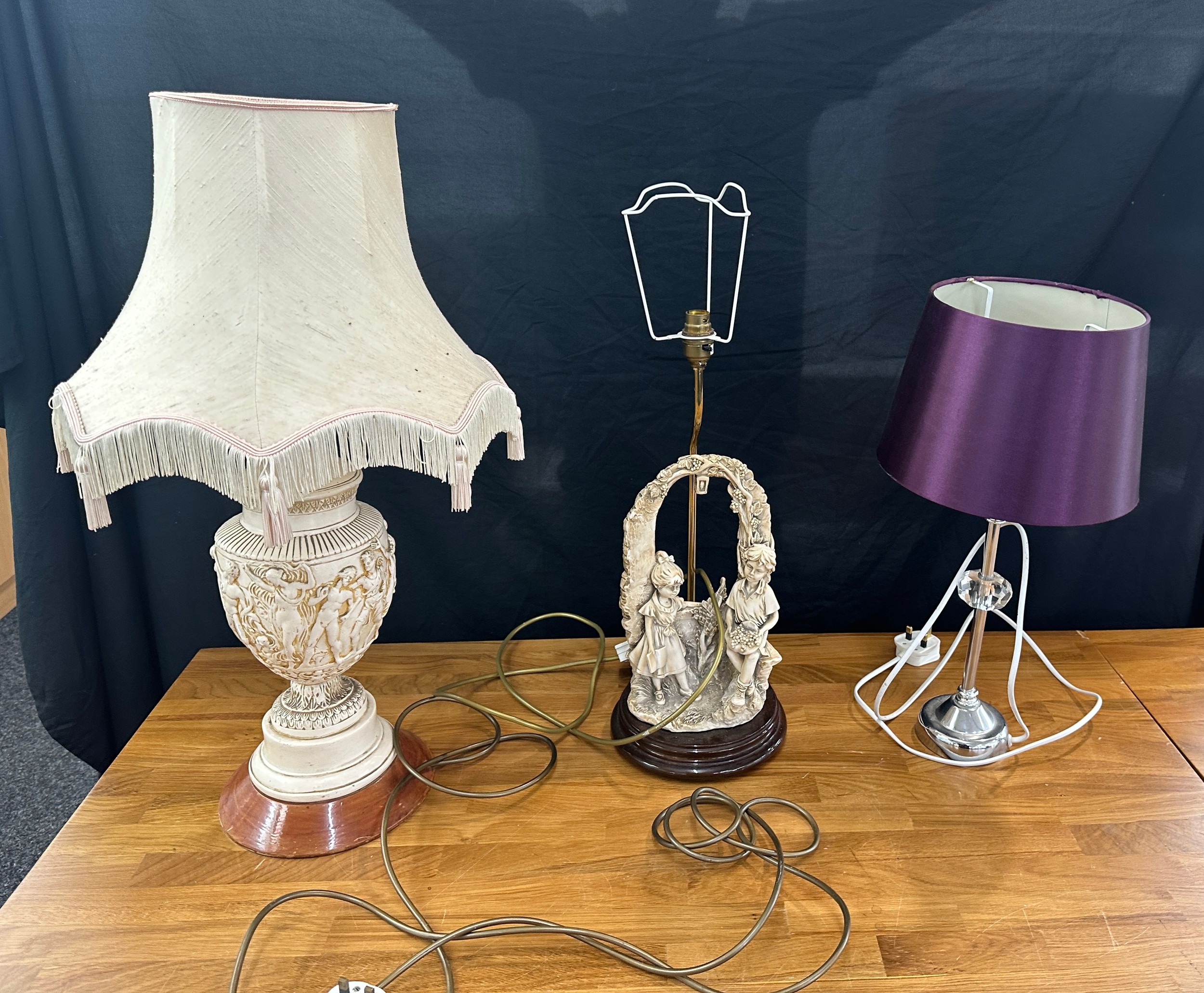 Selection of 3 vintage and later lamps, untested - Image 5 of 5