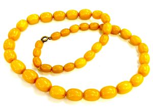 Vintage ladies butterscotch bead necklace, approximate weight 43.9g , largest bead measures