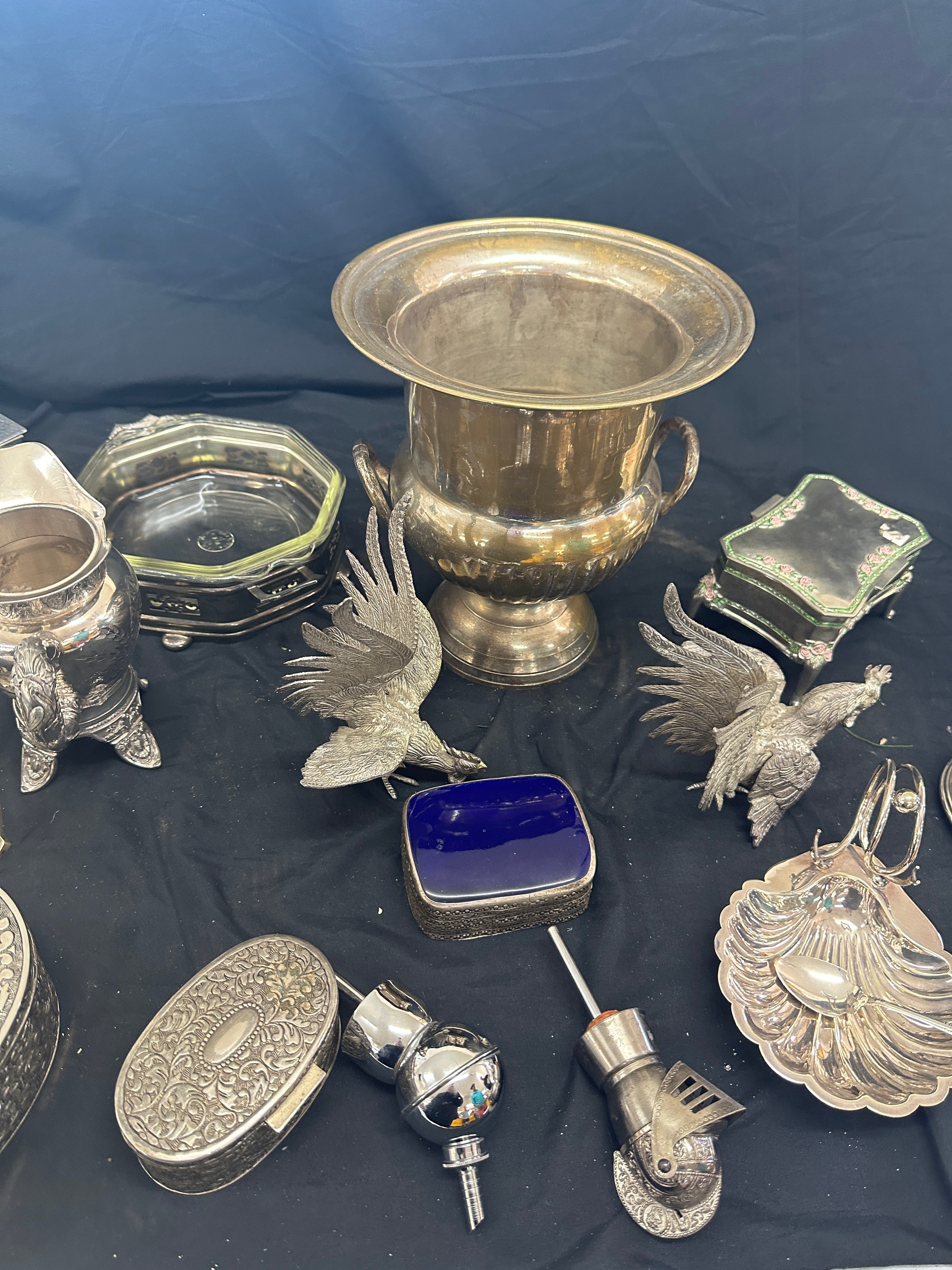 Large selection of silver plate EPNS items to include Champagne bucket, trays, plate mats etc - Image 4 of 7