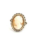 Ladies 9ct gold cameo set dress ring, hallmarked, total weight 4.8grams, ring size P