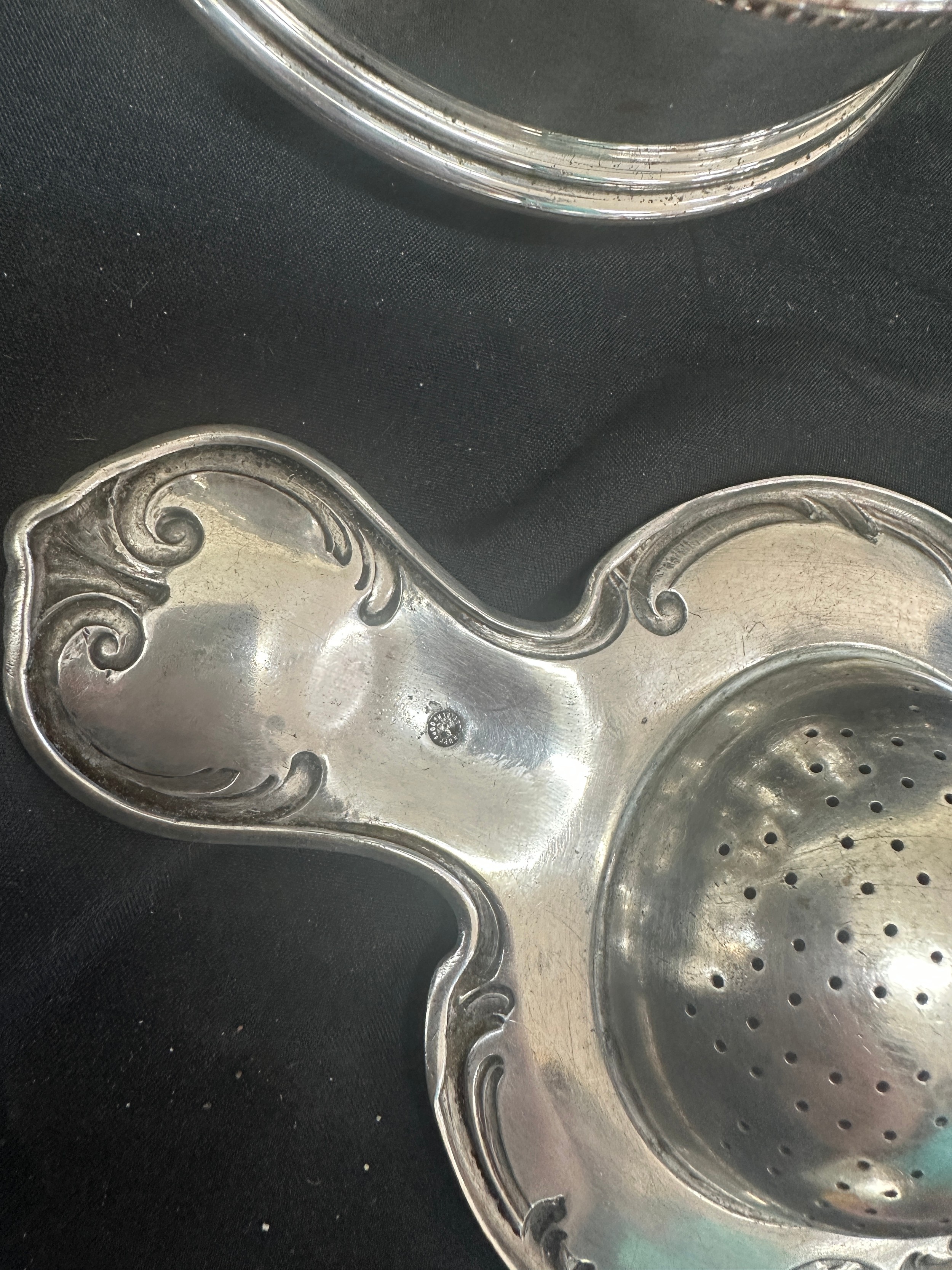 Large selection of silver plate EPNS items to include Champagne bucket, trays, plate mats etc - Image 7 of 7