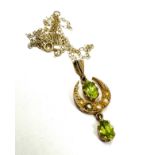 9ct Gold Peridot & Seed Pearl Set Pendant Necklace (2g)