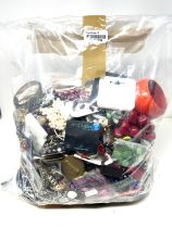 10kg UNSORTED COSTUME JEWELLERY inc. Bangles, Necklaces, Rings, Earrings.