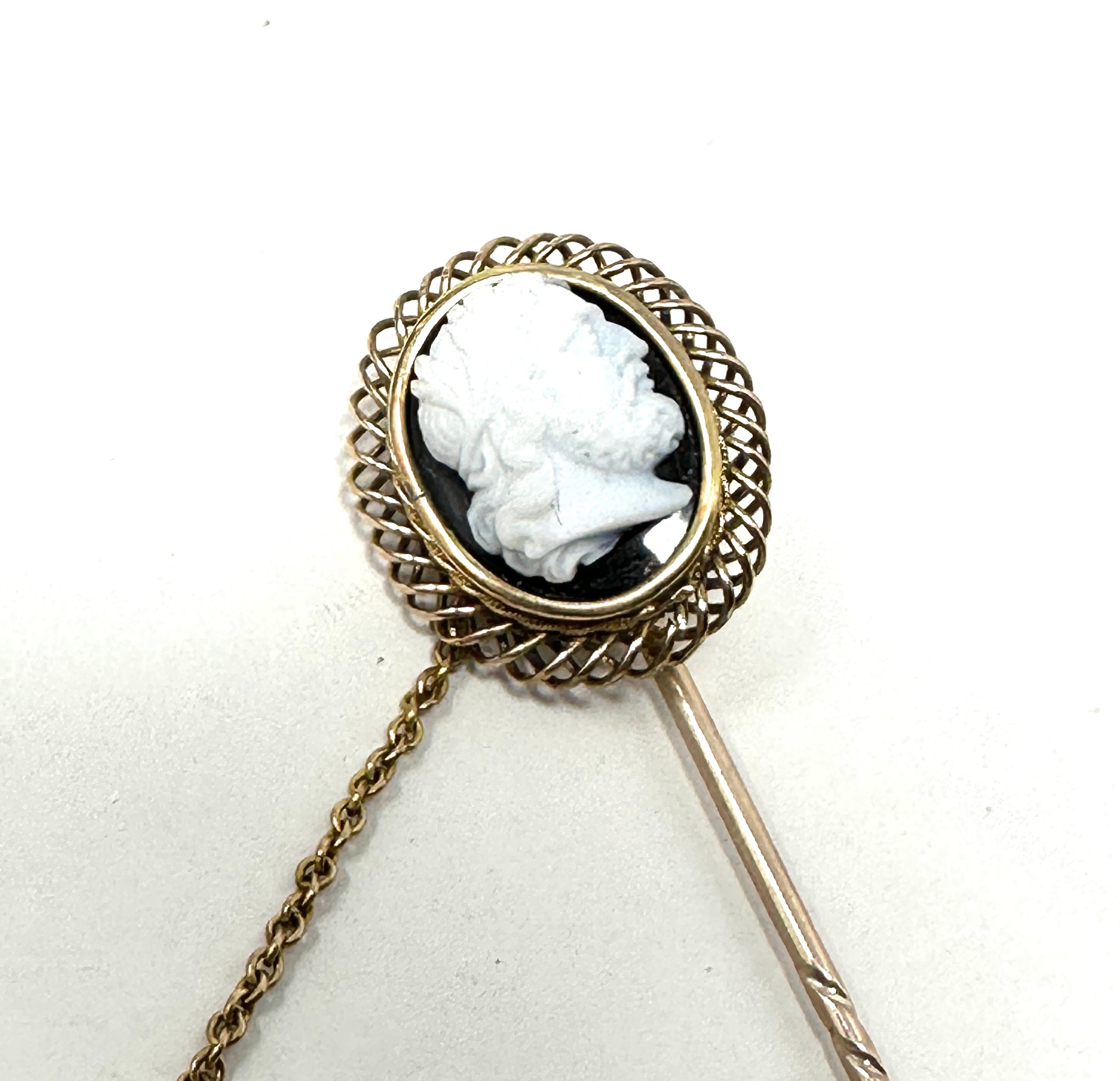 15ct Gold Topped Onyx Cameo Stick Pin (4g) - Image 2 of 3