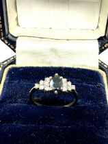 9ct Gold Sapphire & Diamond Cluster Ring (1.4g) missing diamond as shown