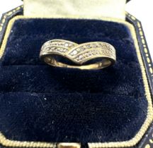 9ct Gold Diamond Chevron Ring (1.9g)