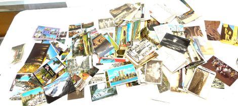 Selection of assorted vintage and later post cards