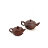 2 Chinese teapots