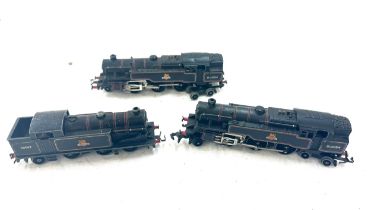 2 Hornby 80054 engines, Hornby 69567 engine,