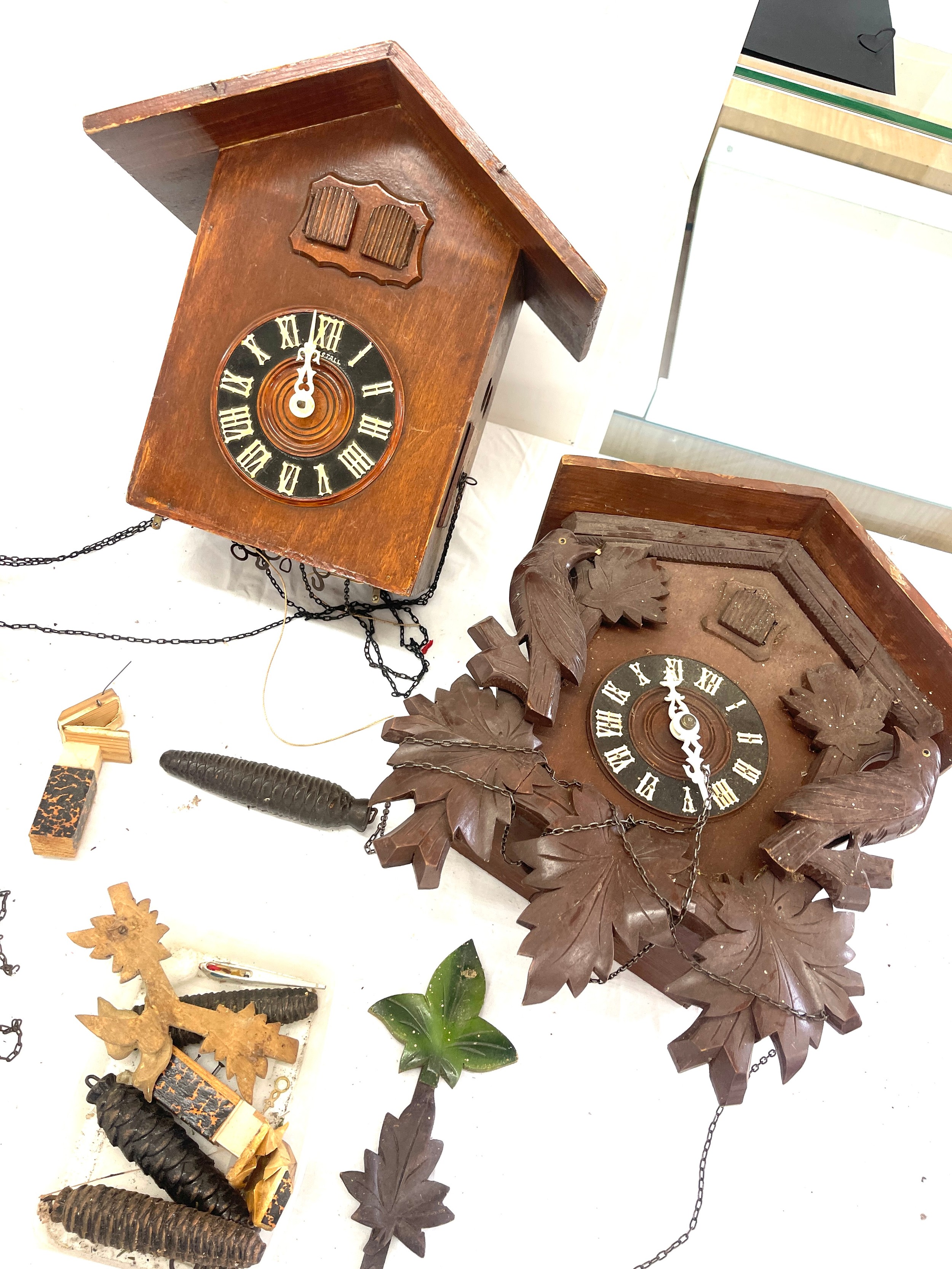 Selection of vintage and later clocks for spares and repairs - Image 2 of 5