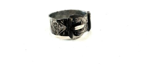 Gents chunky silver buckle ring, total weight 5.9grams