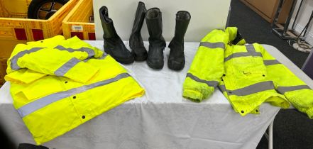 Cofra welder work boots, size 42, 1 brand new and 1 used Hi-Vis jacket