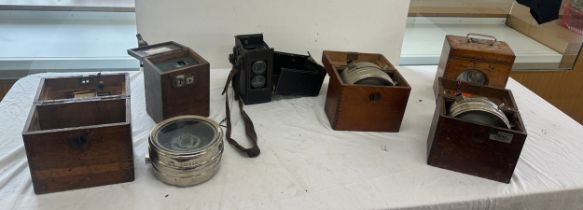 Selection of vintage Pigeon clocks for spares and repairs