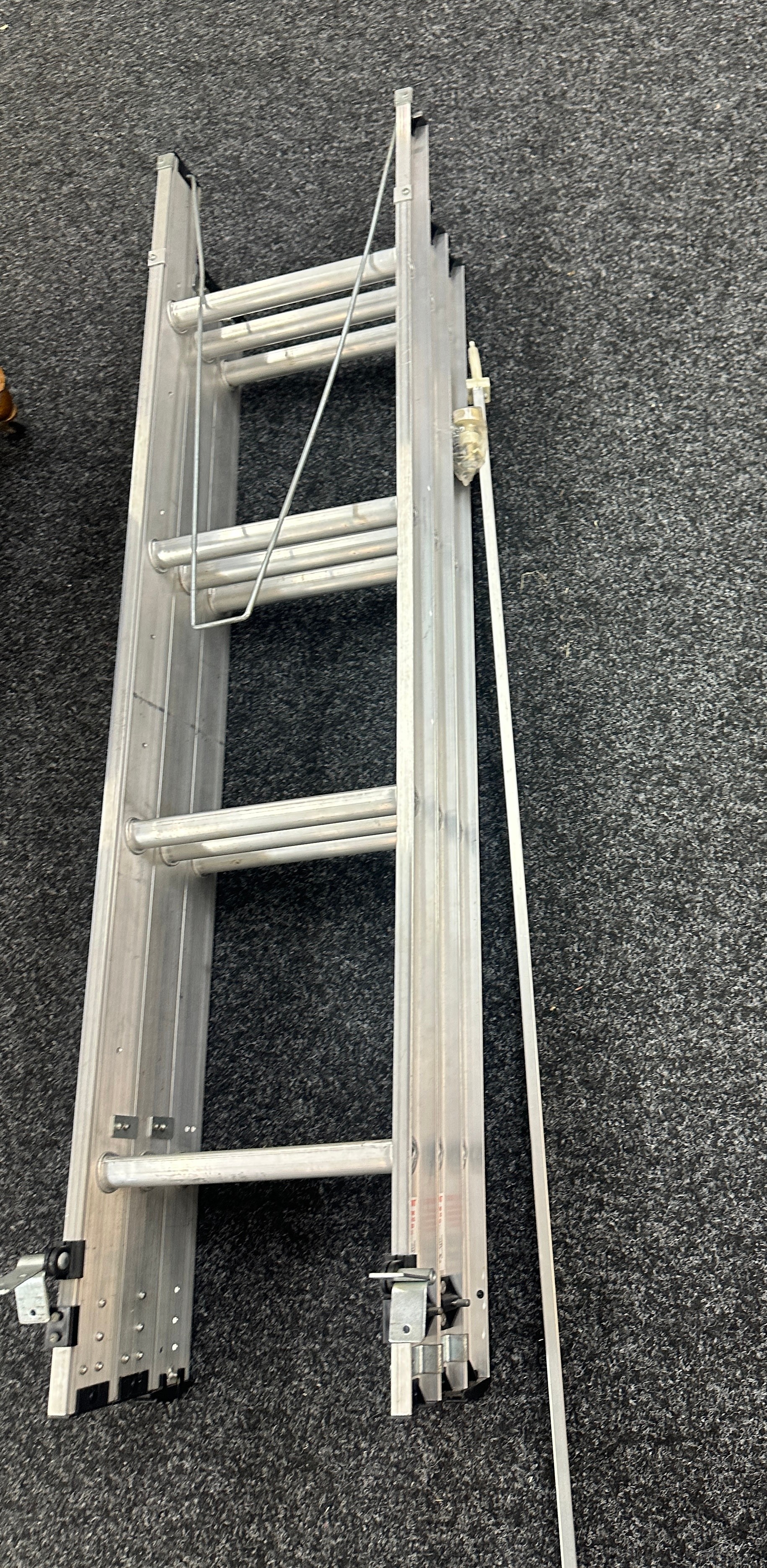 Set of aluminium loft ladders - Bild 4 aus 4