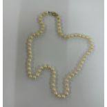 14ct gold clasp Pearl necklace