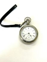 Good vintage Elgin pocket watch, winds up and ticks, screw back, diameter of case 5.6cm