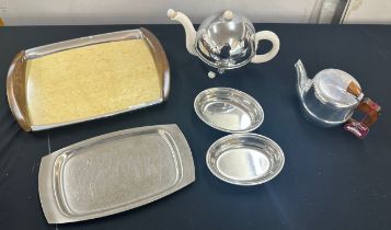 Retro Heatmaster teapot, New maid teapot and tray