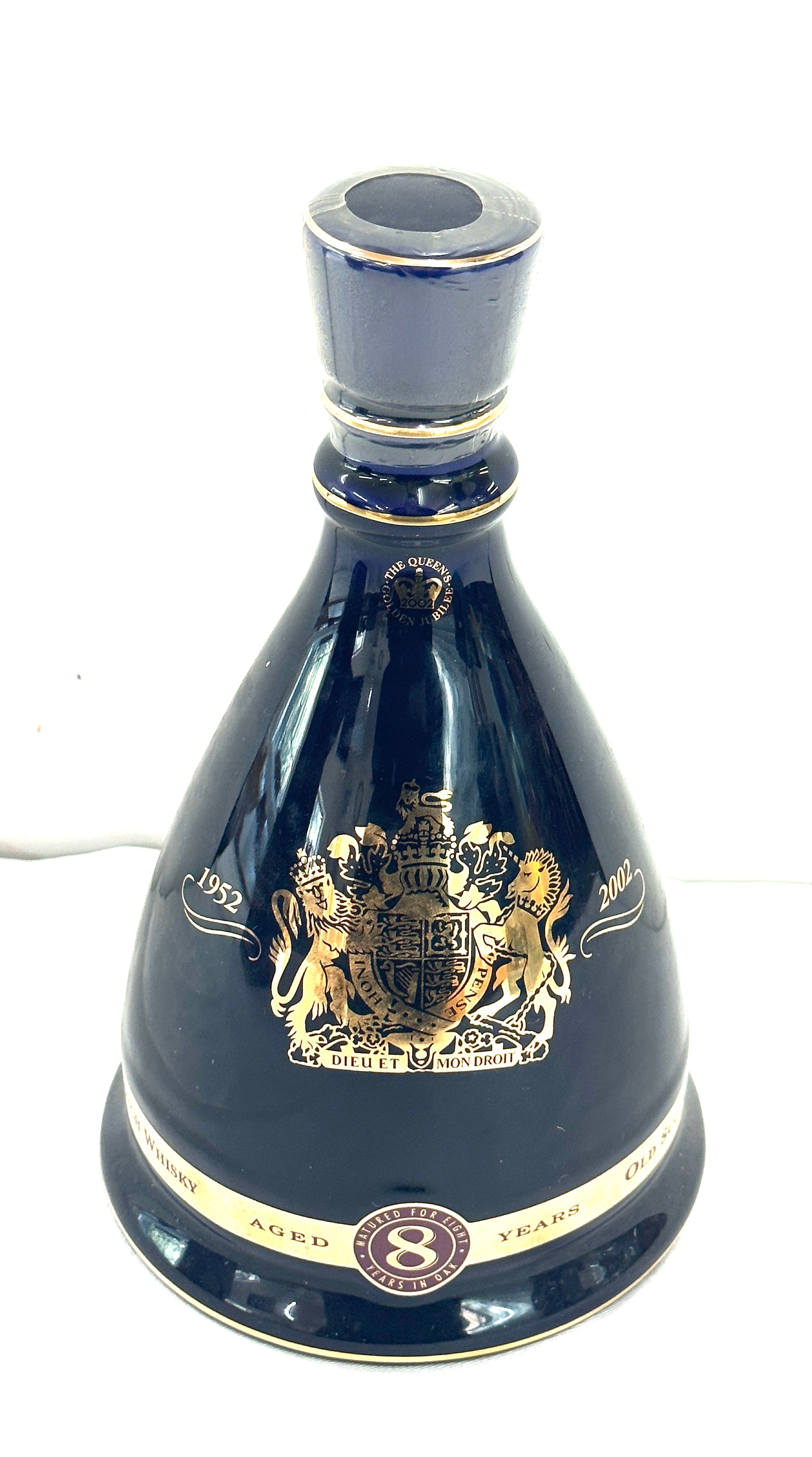 Bell's Celebrating 50 Years Reign HM Queen Elizabeth II Extra special old Scotch whisky decanter - Image 6 of 6