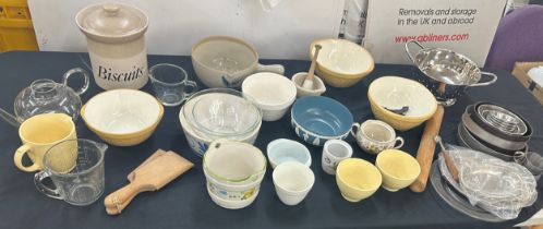 Large selection of kitchenalia to include Jasmine woodsware, biscuit jars, cake tins, mixing bowls