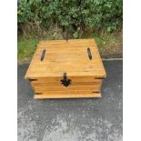 Pine lift top coffee table on casters 19 inches tall 36 inches wide 33 inches depth