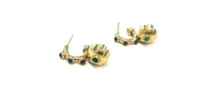 Ladies 18ct gold stone set heart design earrings marked sopanka 22 total weight 10 grams