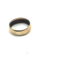 Hallmarked 9ct gold wedding band, total weight 4.1grams ring size N