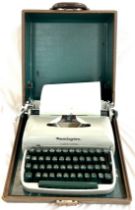 Remington travel riter typewriter in case