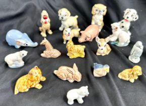 Selection vintage Wade Whimsles to include dalmation, pig, polar bear, Disney etc