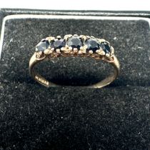 9ct gold vintage sapphire five stone ring (1.8g)