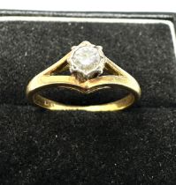 Vintage 18ct gold diamond ring weight 2.8g