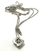 9ct white gold diamond pendant necklace (1.2g)