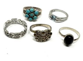 5 vintage silver rings