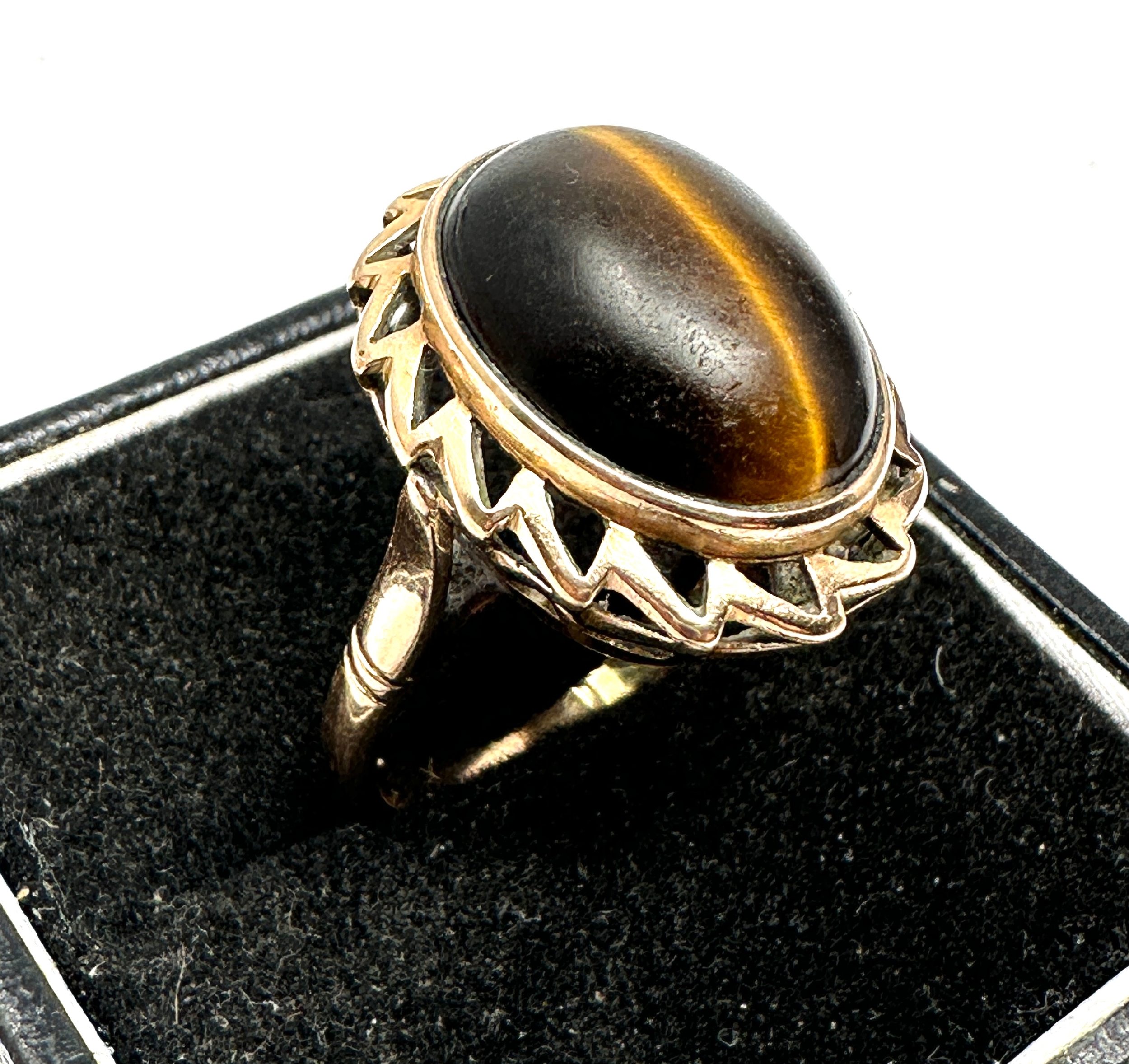 Vintage 14ct gold tigers eye ring weight 6.2g