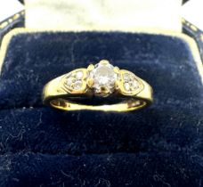 18ct gold vintage diamond dress ring (2.7g)
