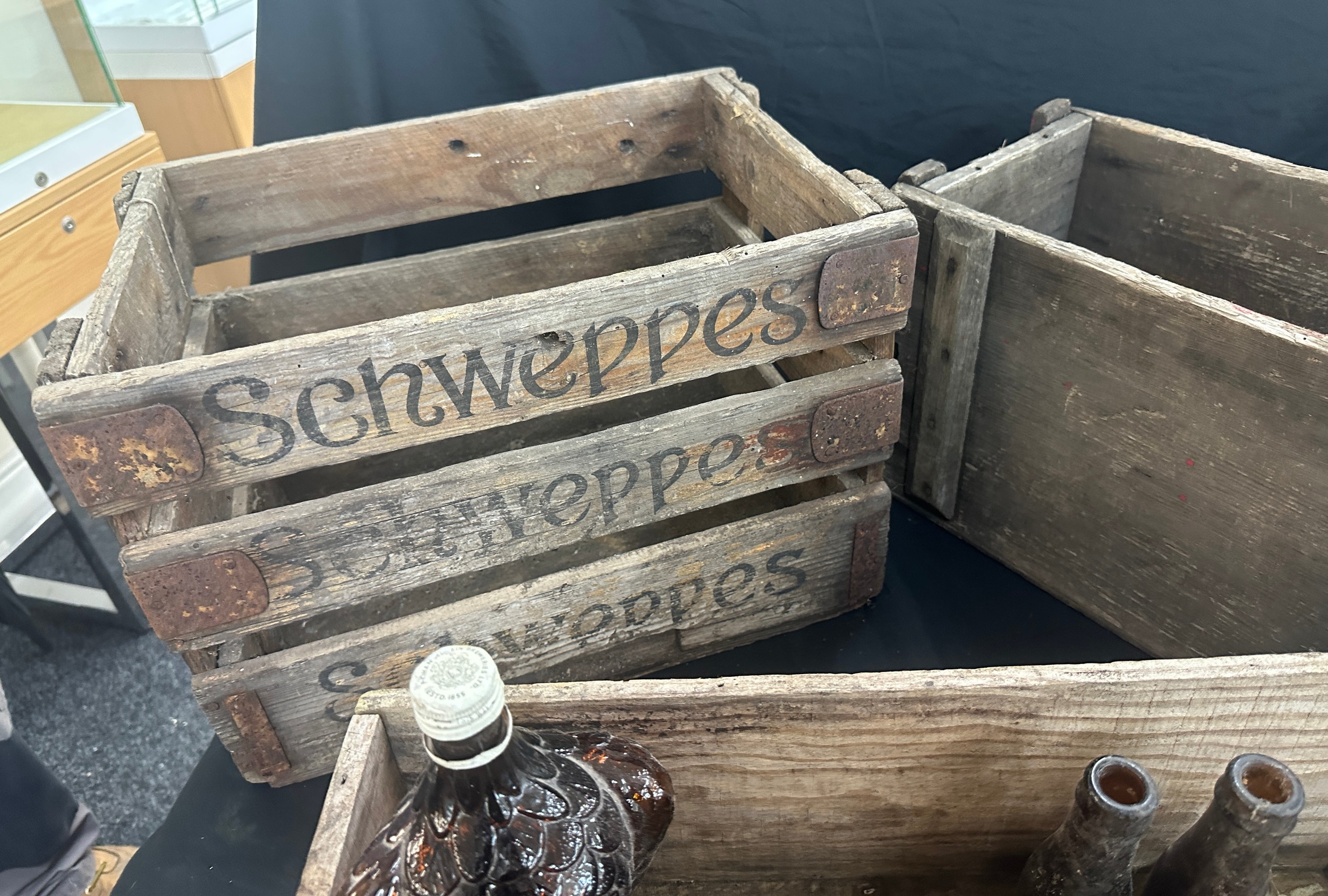 Carboy (large) portugese wooden sardines box advertising bottle, schwepps crate and wooden ammo box - Bild 3 aus 9