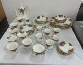 Selection of Royal Albert Old Country Rose part/ tea/ coffee and dinner service