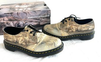 Brand new in the box limited edition DR Marten william blake backhand size 6, 1461