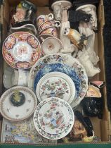 Large selection of vintage and later ceramics and pottery pieces to include plates, figures etc